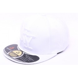 Casquette Snapback NY Blanche dessous visière noir ANCIENNES COLLECTIONS divers