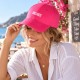 Casquette Femme Fuchsia BRILLANTE Brodée Blanche Réglable